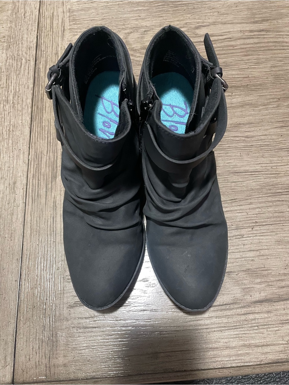 Blowfish Malibu heeled ankle boots, size 9, like new.